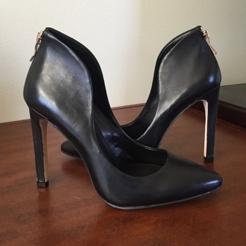 BCBGeneration Back Zip Pumps